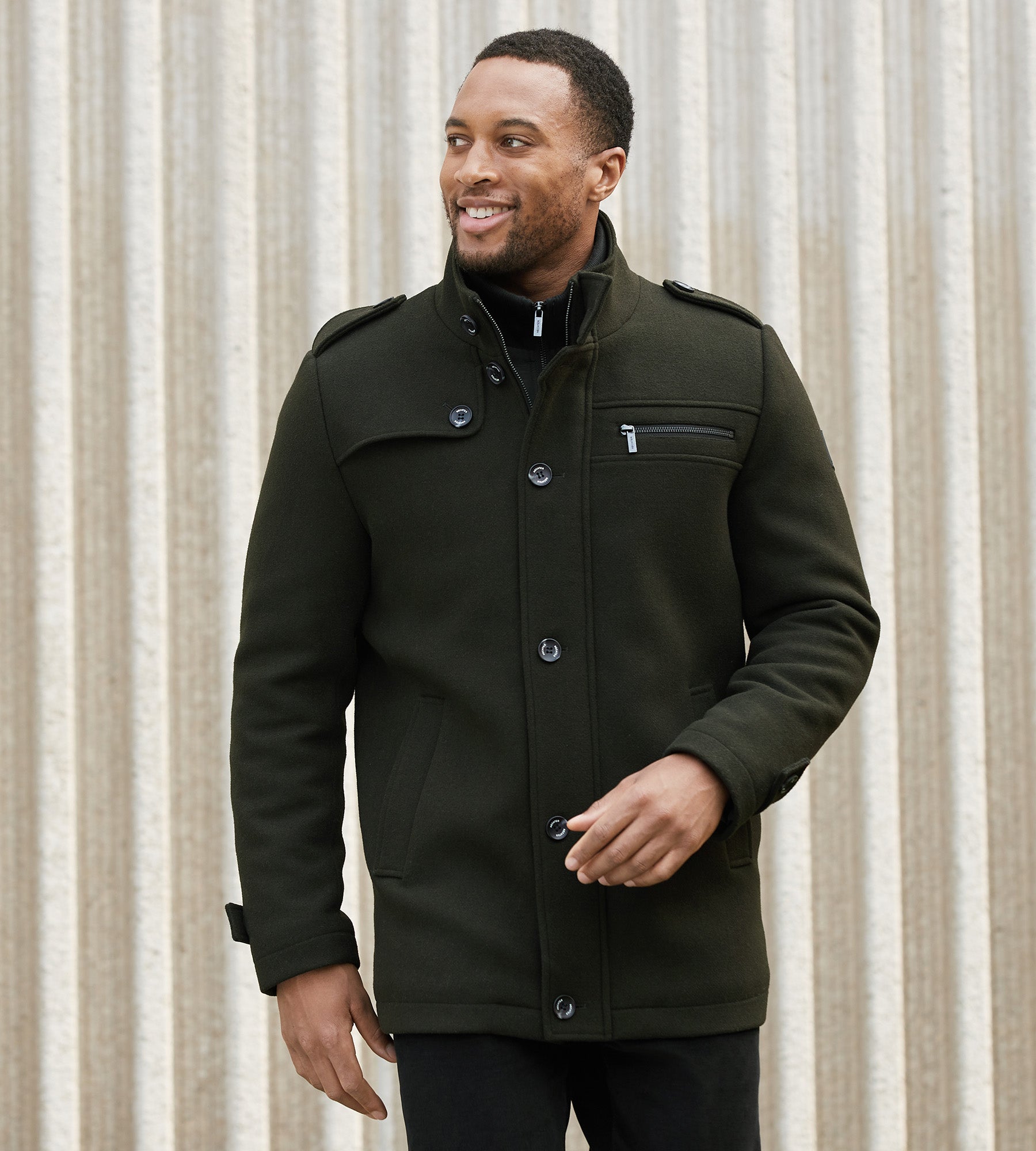 Modern Fit Puffer Jacket – Tip Top