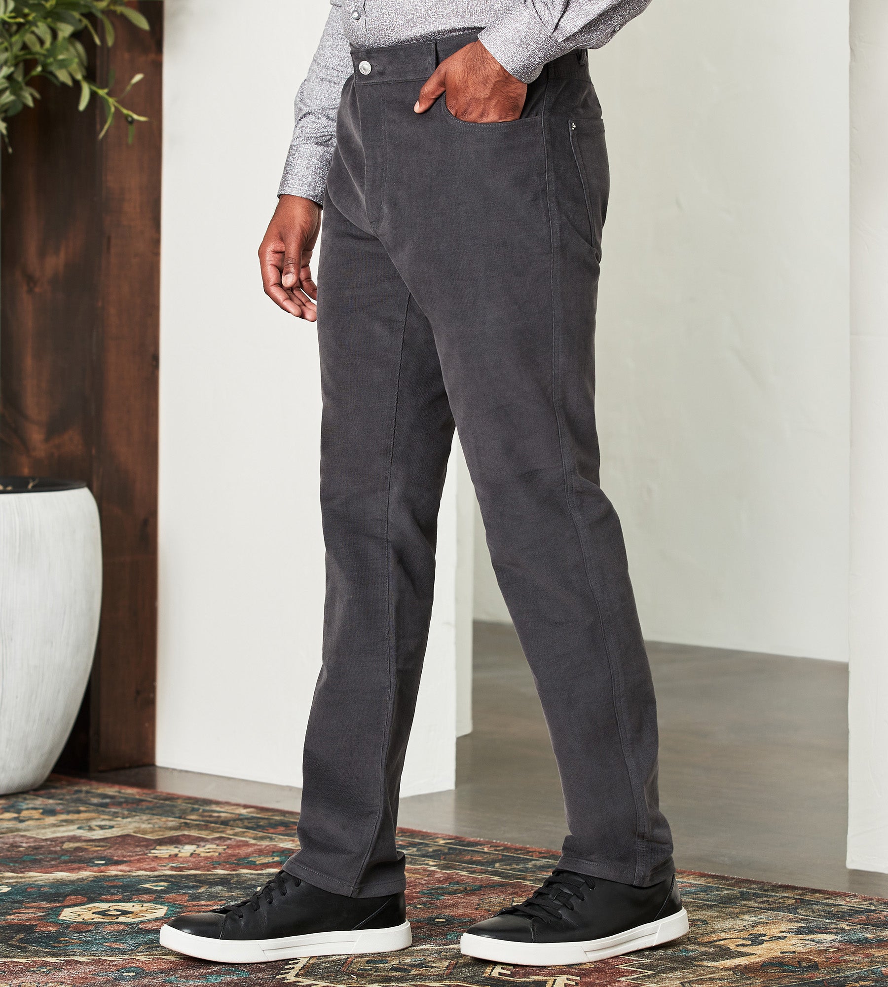Men's Regular fit stretch corduroy trousers
