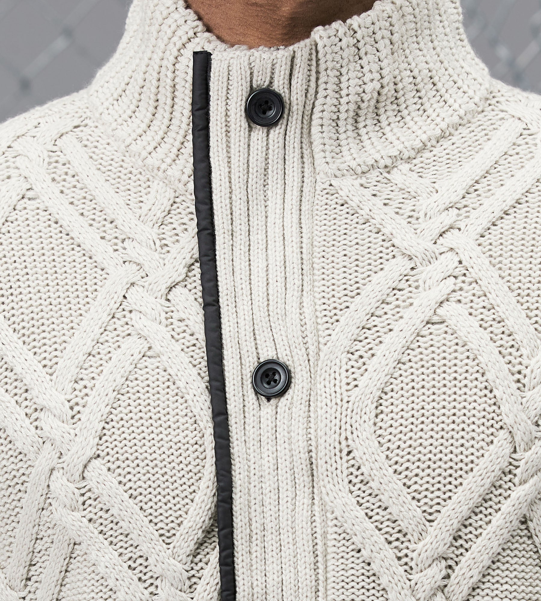 Modern Fit Full-Zip Lined Cable Knit Sweater – Tip Top